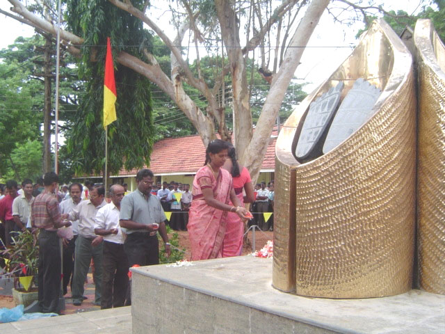 Maaveerar Naal 2005  Tamil Eelam